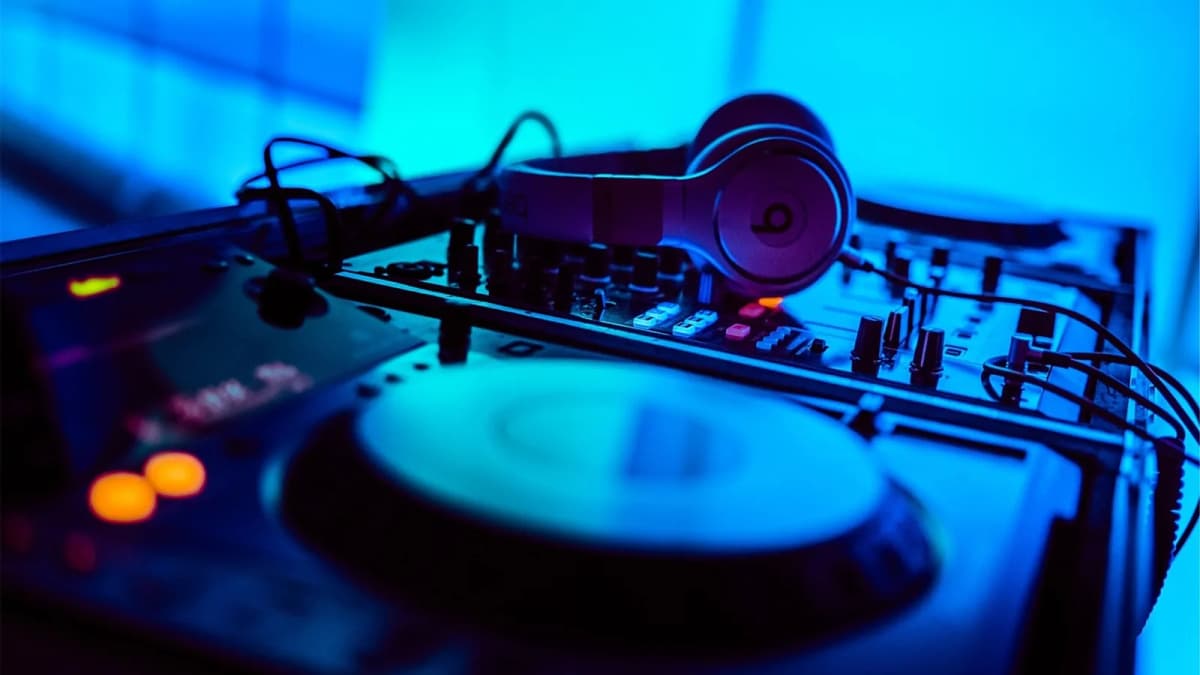 Techno