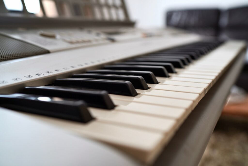 black and white piano keys